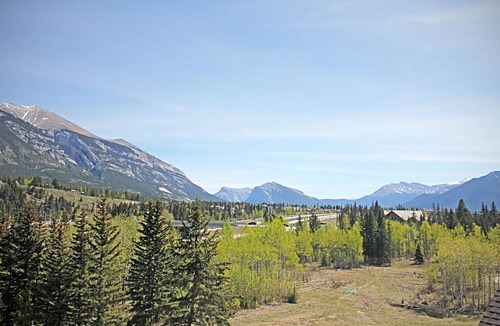 Canmore Condo | Stunning Penthouse Suite