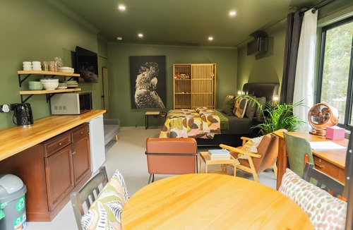 Berkeley Apartment | Stunning Studio in Berkeley - Entire Private Guesthouse + No Shared Spaces