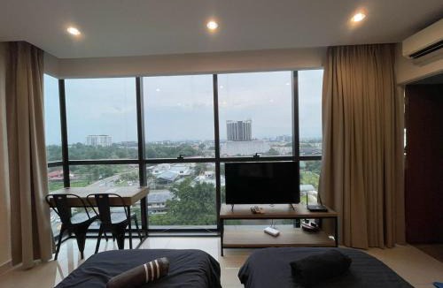 Batu Lintang Apartment | Stunning View Studio Kozi Square