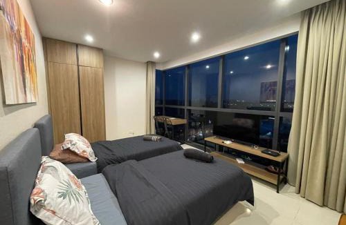 Batu Lintang Apartment | Stunning View Studio Kozi Square