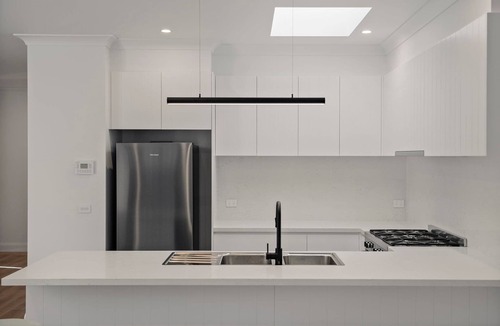 Bathurst Villa | Stylish Central Bathurst Stay