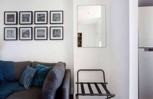 Elizabeth Bay Apartment | Stylish Studio Near Kings Cross Train Station