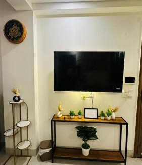 Chhatarpur House | Sukoon space -comfortable 1BHK Getaway