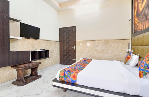 Dehradun Hotel | Sumanglam