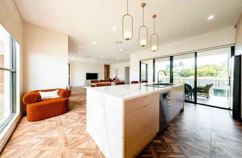 Diamond Beach House | Summerland 10 @ Glorious Diamond Beach with outdoor spa