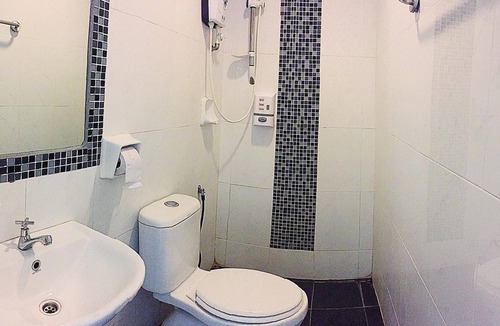 Petaling Jaya Hotel | Sun Inns Hotel KopKastam Kelana Jaya