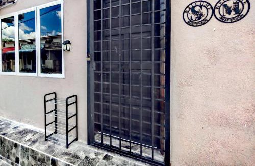 Taman Abu Zarim House | Sun & Moon Homestay