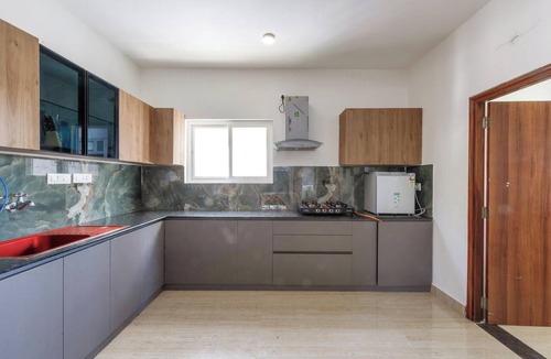 Denkanikota Apartment | Sundara Haven Villapoolgardenbbq1hr E-city HSR