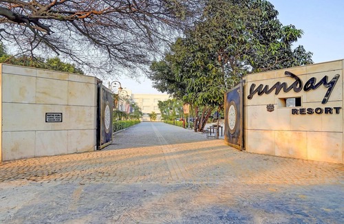Bissar Akbarpur House | Sunday Resort & Spa Manesar Gurugram