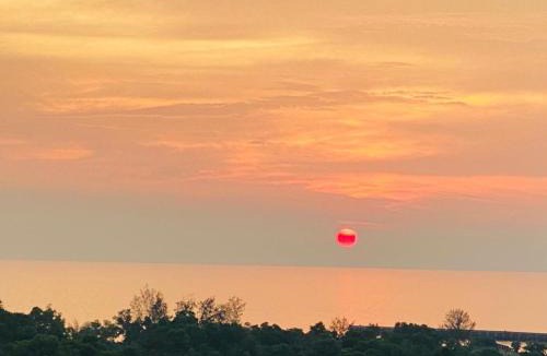 Baharu Apartment | SunKissed Paradise @ Marina View Villas PD