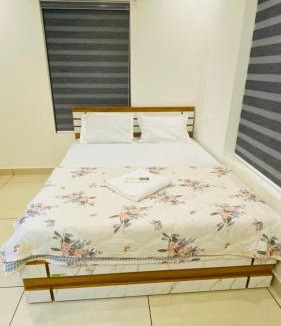 Kollam House | Sunny Hotel