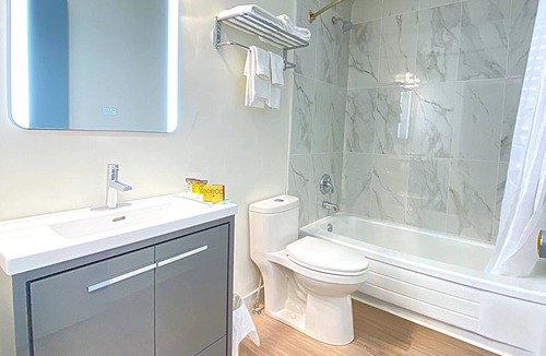 Esterhazy Hotel | Sunset Inn Hotel