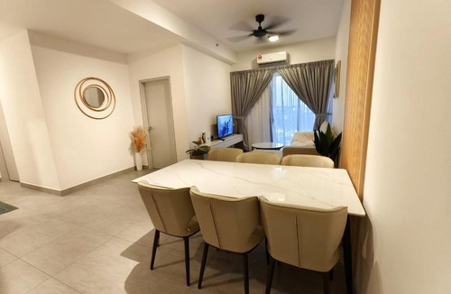 Shah Alam Apartment | Sunsuria 3BR-5min Setia City Mall, Setia Convention Free 2CP Netflix