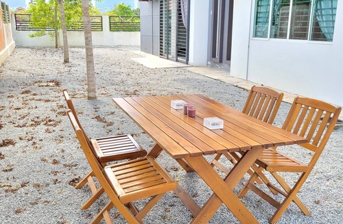 Bandar Penawar House | Super Clean and Cozy holiday villa at Desaru