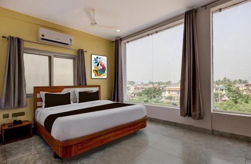 Visakhapatnam Hotel | Super Collection O Lorven Grand