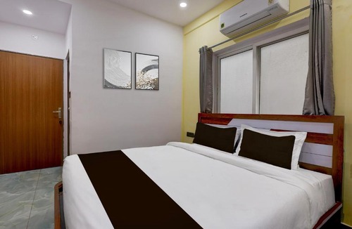 Visakhapatnam Hotel | Super Collection O Lorven Grand
