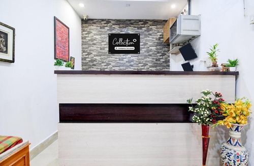Kolkata Hotel | Super Collection O Jyotirindra Nandi Metro Station Kolkata Formerly Hotel Manurama