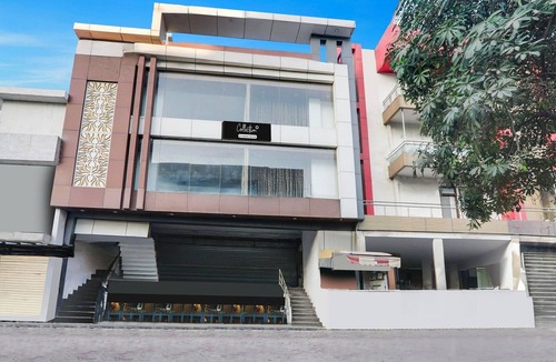 Lucknow House | Super Collection O Quila Road