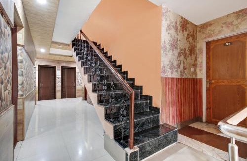 Rajbagh Hotel | Super Collection O Rajbagh formerly Lavender