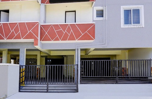 Chennai House | Super Collection O Sathyabama University