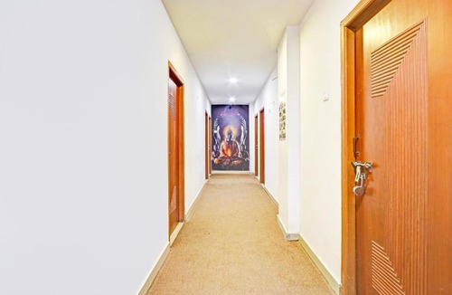Warangal Hotel | Super Collection O Warangal Railway Station
