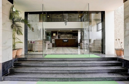 Anand House | Super Deluxe Room Anand Hotel The Maison