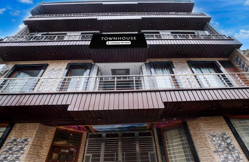 Kishangarh House | Super Deluxe Room Chandigarh