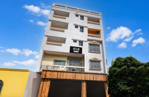 Dumdum House | Super Deluxe Room More Bimla Regency