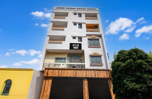 Dumdum House | Super Deluxe Room More Bimla Regency