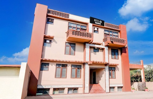 Mohangarh House | Super Deluxe Room Sharda Nagar Lucknow
