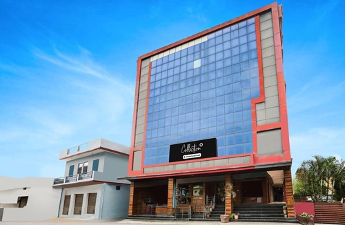 Haldwani House | Super Deluxe RoomHotel Jatin
