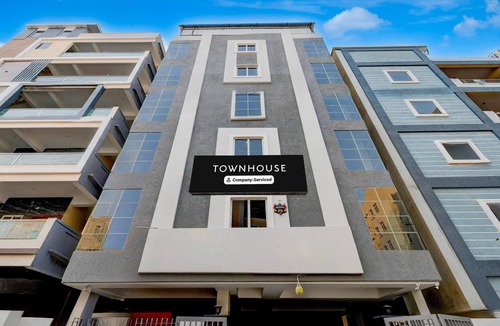 Miyapur House | Super Deluxe Roommiyapur Metro Station