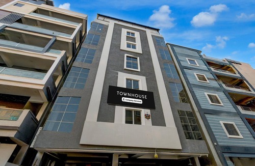 Miyapur House | Super Deluxe Roommiyapur Metro Station