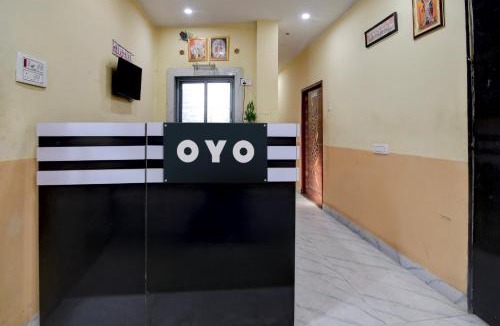 Kamarhati Hotel | Super Hotel O Agarpara Railway Station Road Formerly Chowdhury Guest House