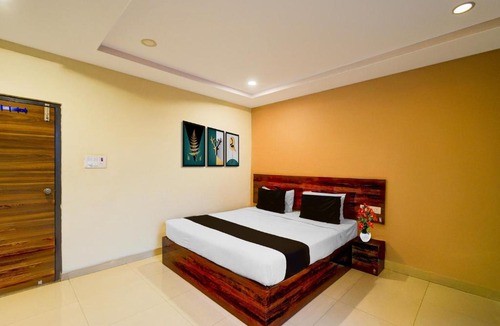 Hyderabad Hotel | Super Hotel O AMR Planet Mall Hyderabad Formerly R Square