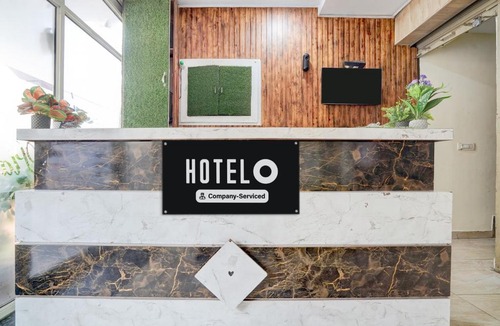 Zirakpur Hotel | Super Hotel O by OYO Zirakpur City Court Complex Formerly The Platinum