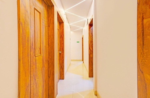 Nagpur House | Super Hotel O Dighori Nagpur