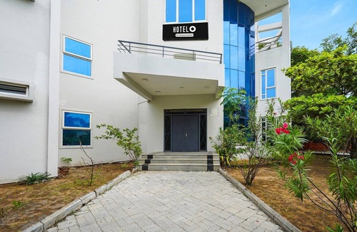 Sulerikadu House | Super Hotel O ECR Stays