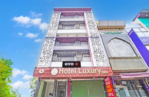 Adarsh Nagar Hotel | Super Hotel O Luxury Inn