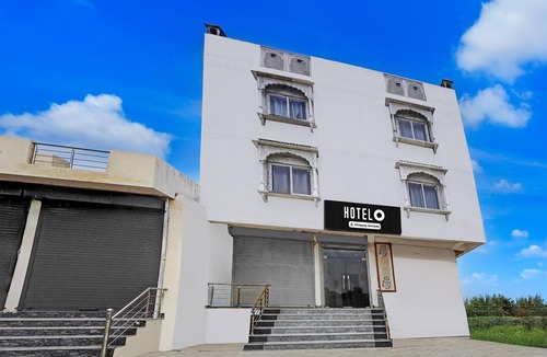 Rajawas House | Super Hotel O Mehta College