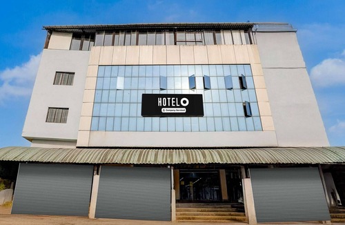 Kolhapur House | Super Hotel O Pachgaon