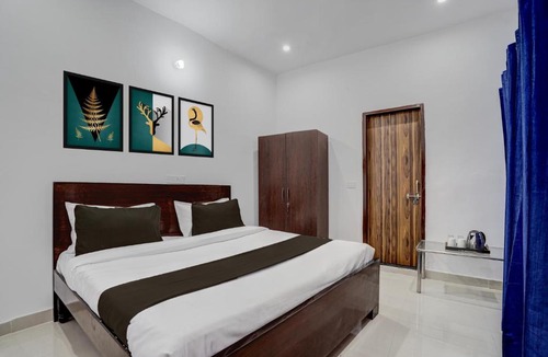 Gurugram Hotel | Super Hotel O SGT University Road Formerly Budhera
