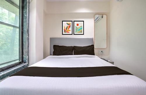 Thane West Hotel | Super Hotel O SK Palace