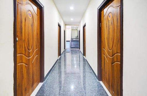 Narasapura Hotel | Super Hotel O V.n Boarding And Lodging