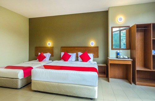 Taman Sri Muda Hotel | Super OYO 828 Comfort Hotel Shah Alam
