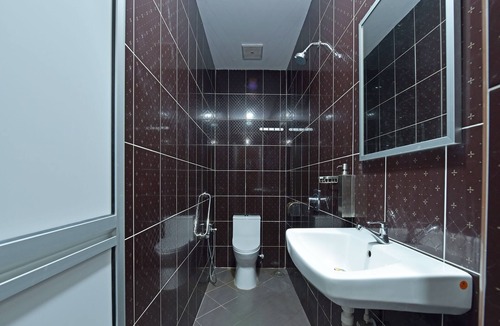Taman Desa Cemerlang Hotel | Super OYO Capital O 90687 Rs Hotel