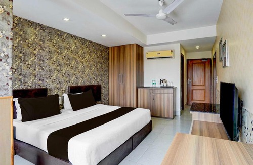 Bullawala Hotel | Super Super Townhouse Oak IMA Dehradun