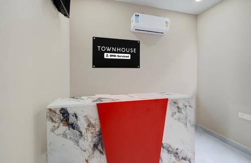 Hyderabad Hotel | Super Townhouse Chaitanyapuri Metro Station Hyderabad