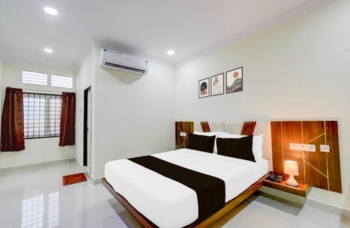 Hyderabad Hotel | Super Townhouse Cherlapally Railway Station Hyderabad