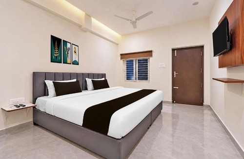 Erode Hotel | Super Townhouse Erode Bus Terminal Formerly Everest Viji Residency